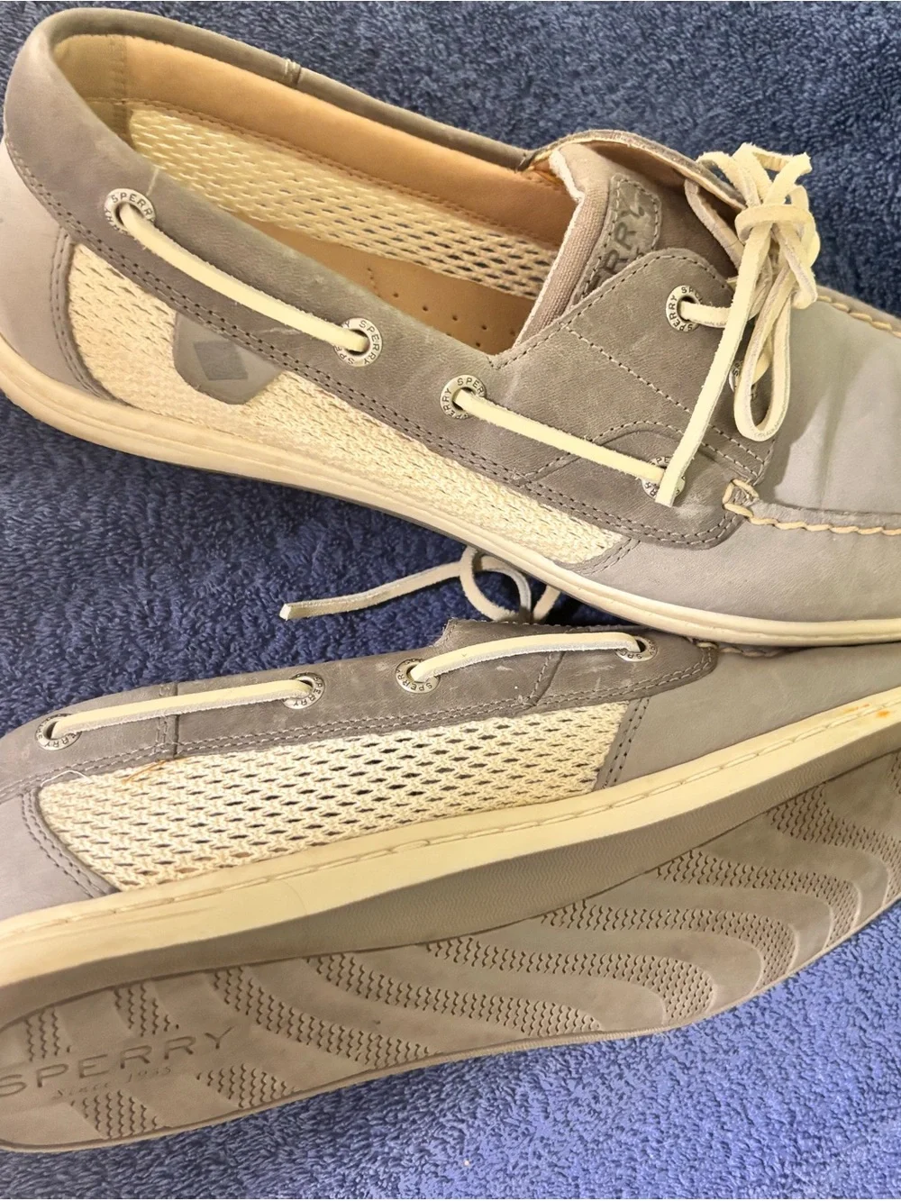 Sperry Women’s Light Taupe Leather Boat Shoes
